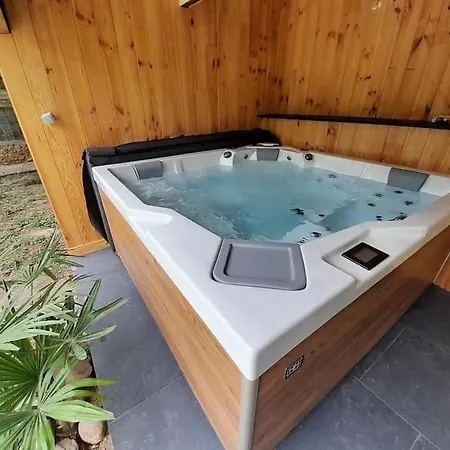 Holiday home Le Du Bonheur